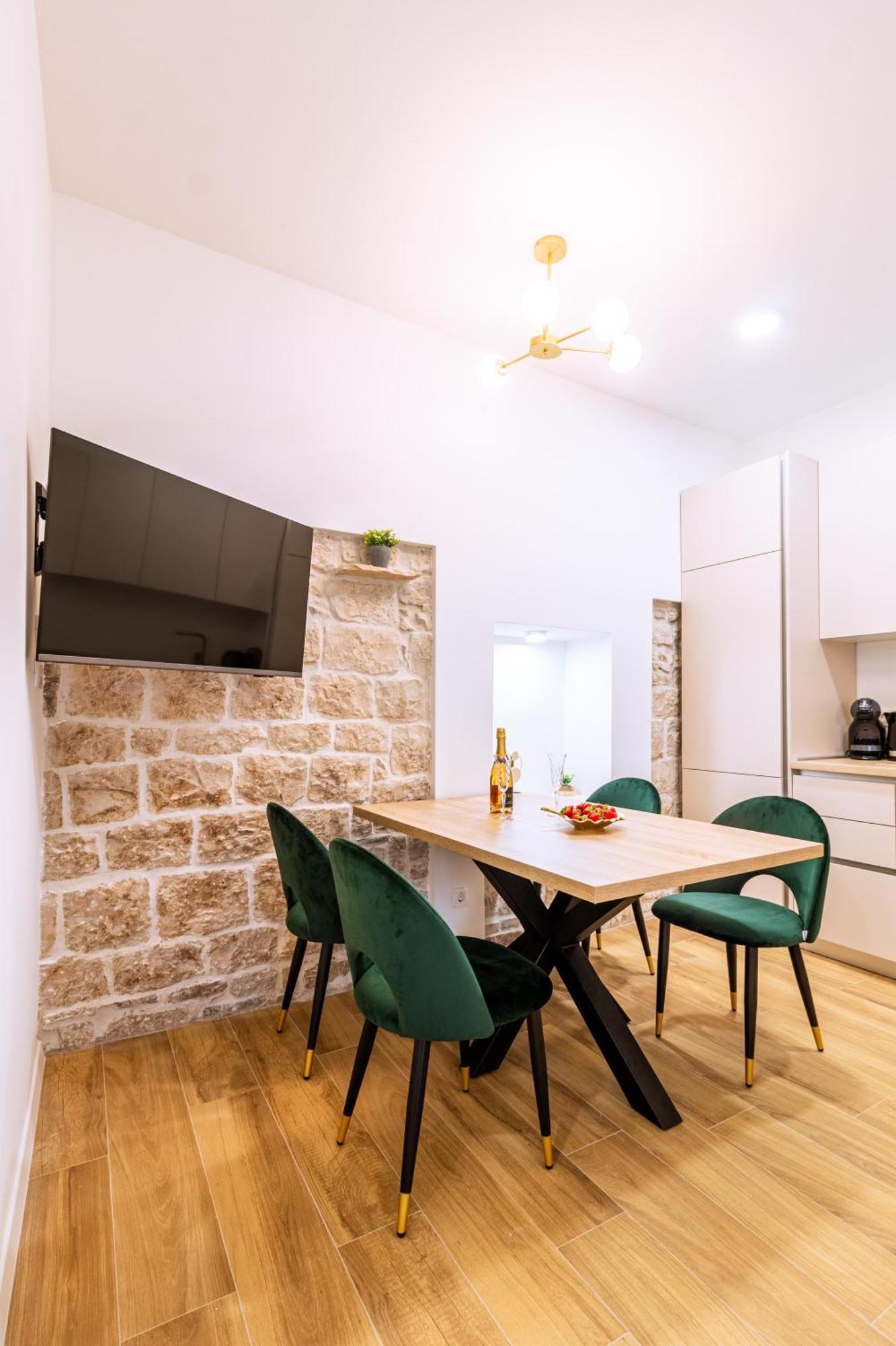 Luxury App Palace Old Town& Studio Green Melody With Terrace Apartman Split Szoba fotó