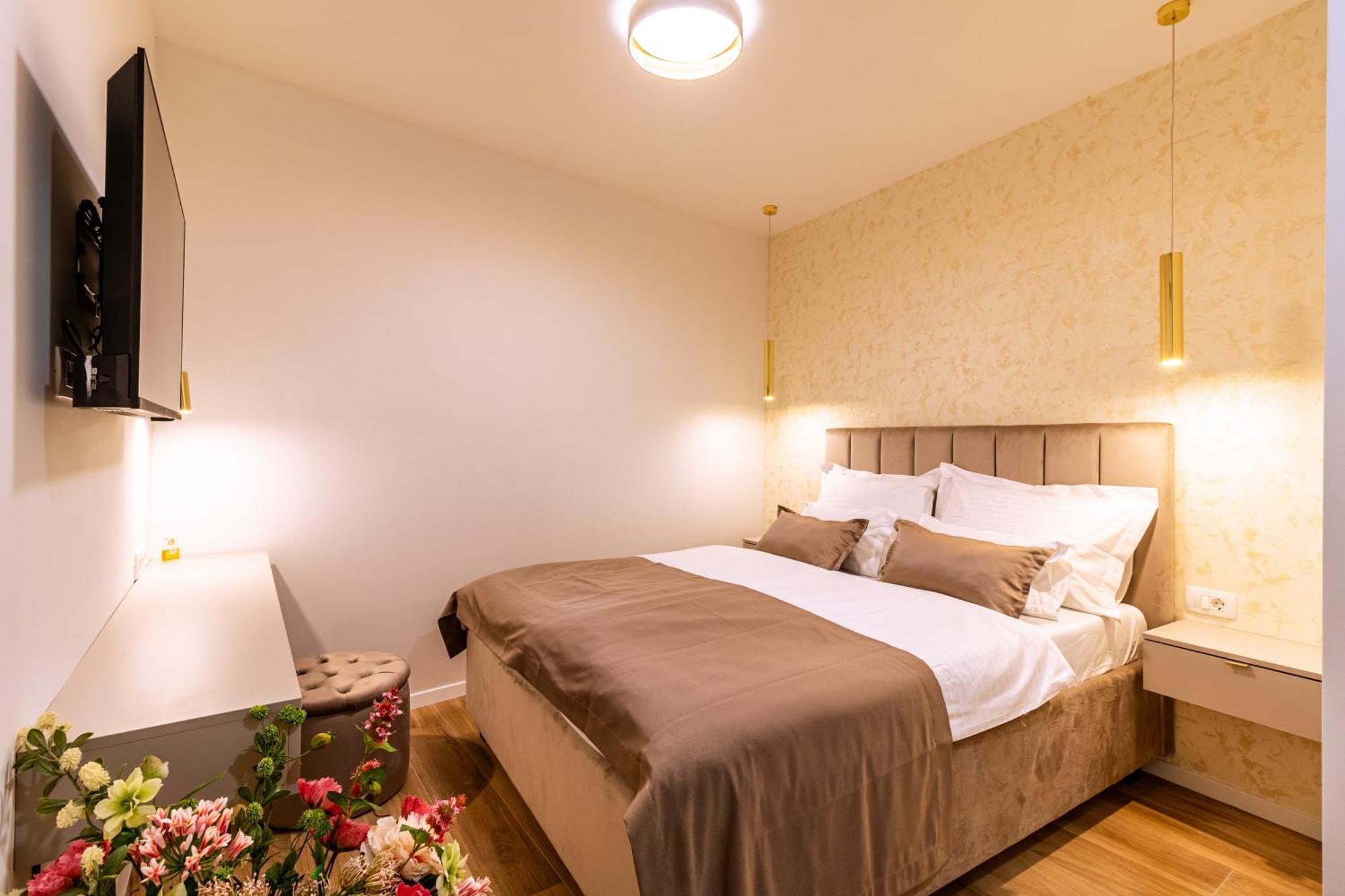 Luxury App Palace Old Town& Studio Green Melody With Terrace Apartman Split Kültér fotó