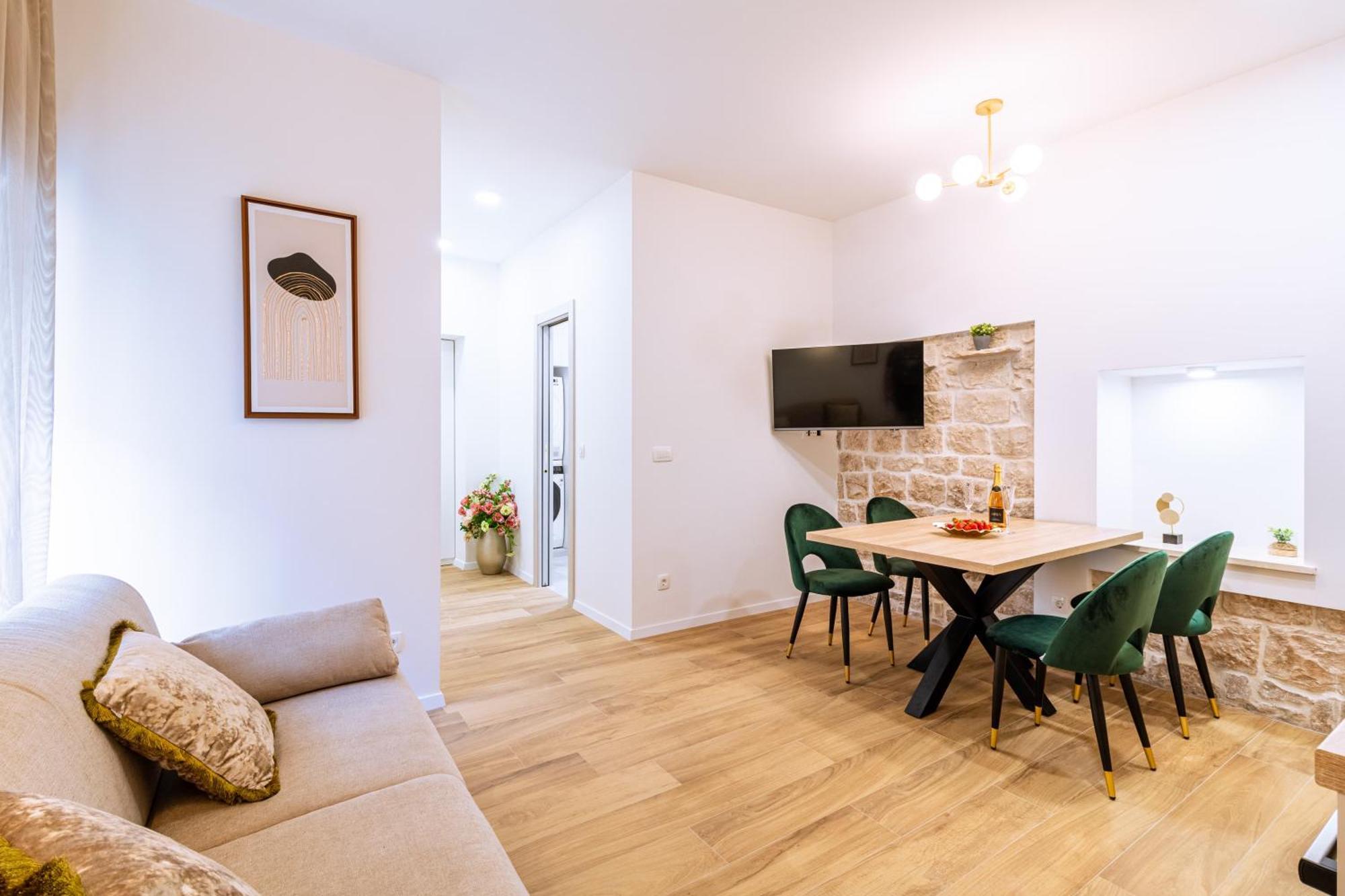 Luxury App Palace Old Town& Studio Green Melody With Terrace Apartman Split Kültér fotó