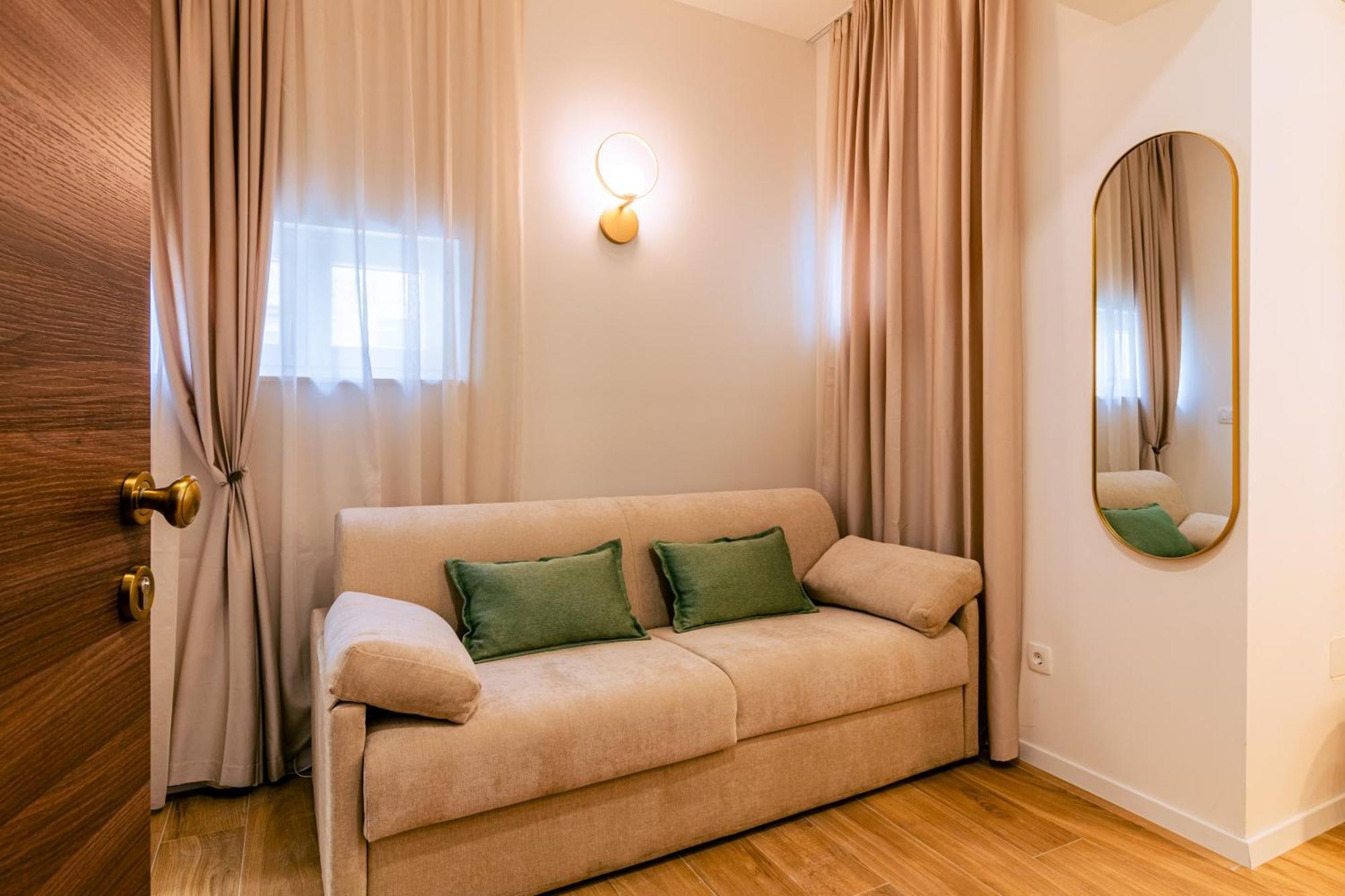 Luxury App Palace Old Town& Studio Green Melody With Terrace Apartman Split Kültér fotó