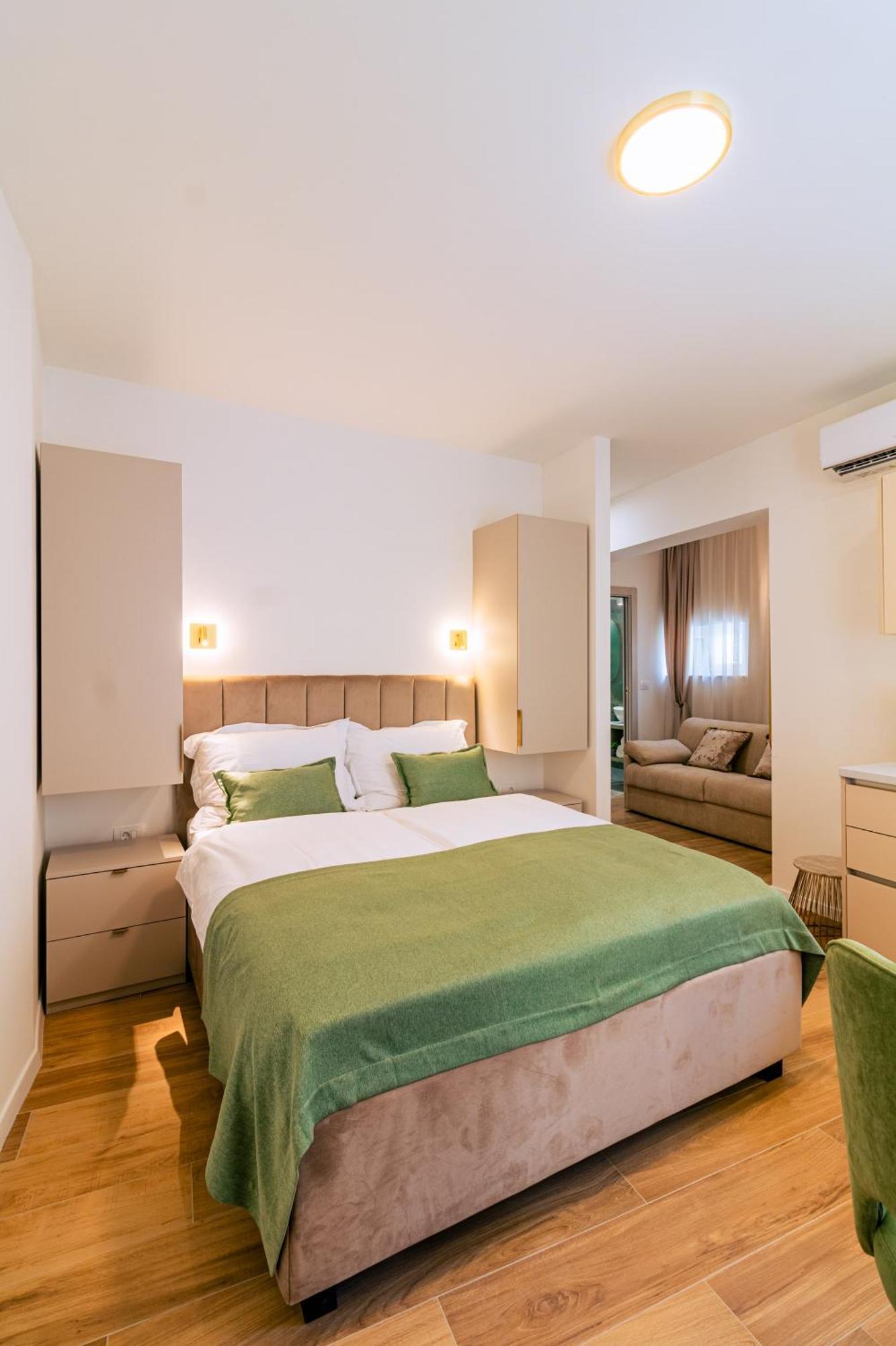 Luxury App Palace Old Town& Studio Green Melody With Terrace Apartman Split Kültér fotó